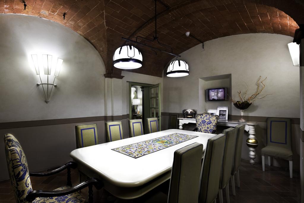 Unahotels Palazzo Mannaioni Toscana Montaione Ngoại thất bức ảnh